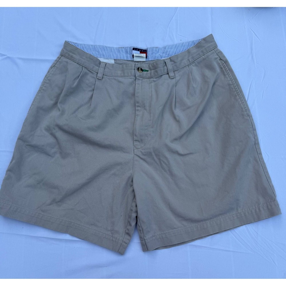 Y2K Tommy Hilfiger Mens Pleated Chino Shorts Tan Khaki Cotton Size 35 Logo